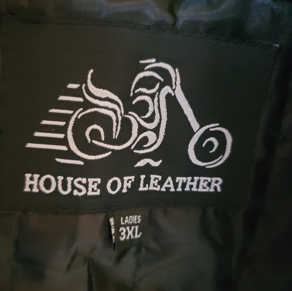 House of Leather 3x - Picture 2 of 8